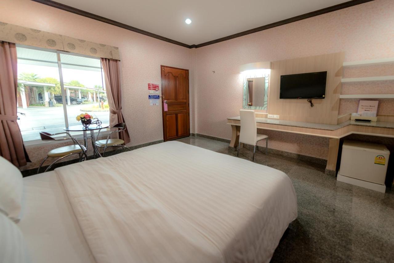 Martina Hotel Surin Exteriér fotografie