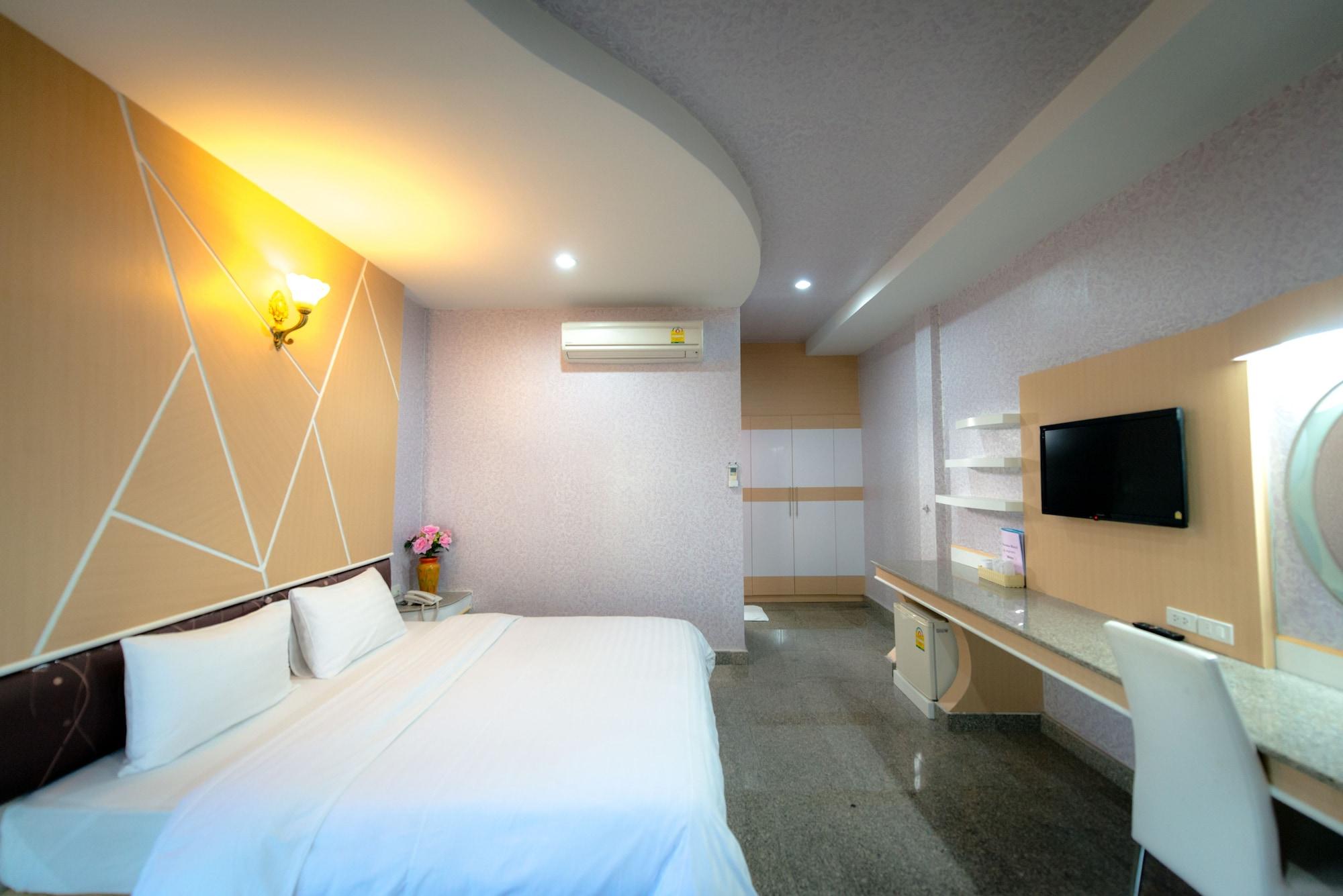 Martina Hotel Surin Exteriér fotografie