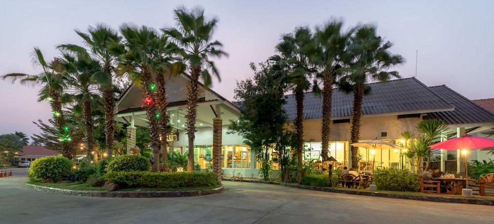 Martina Hotel Surin Exteriér fotografie