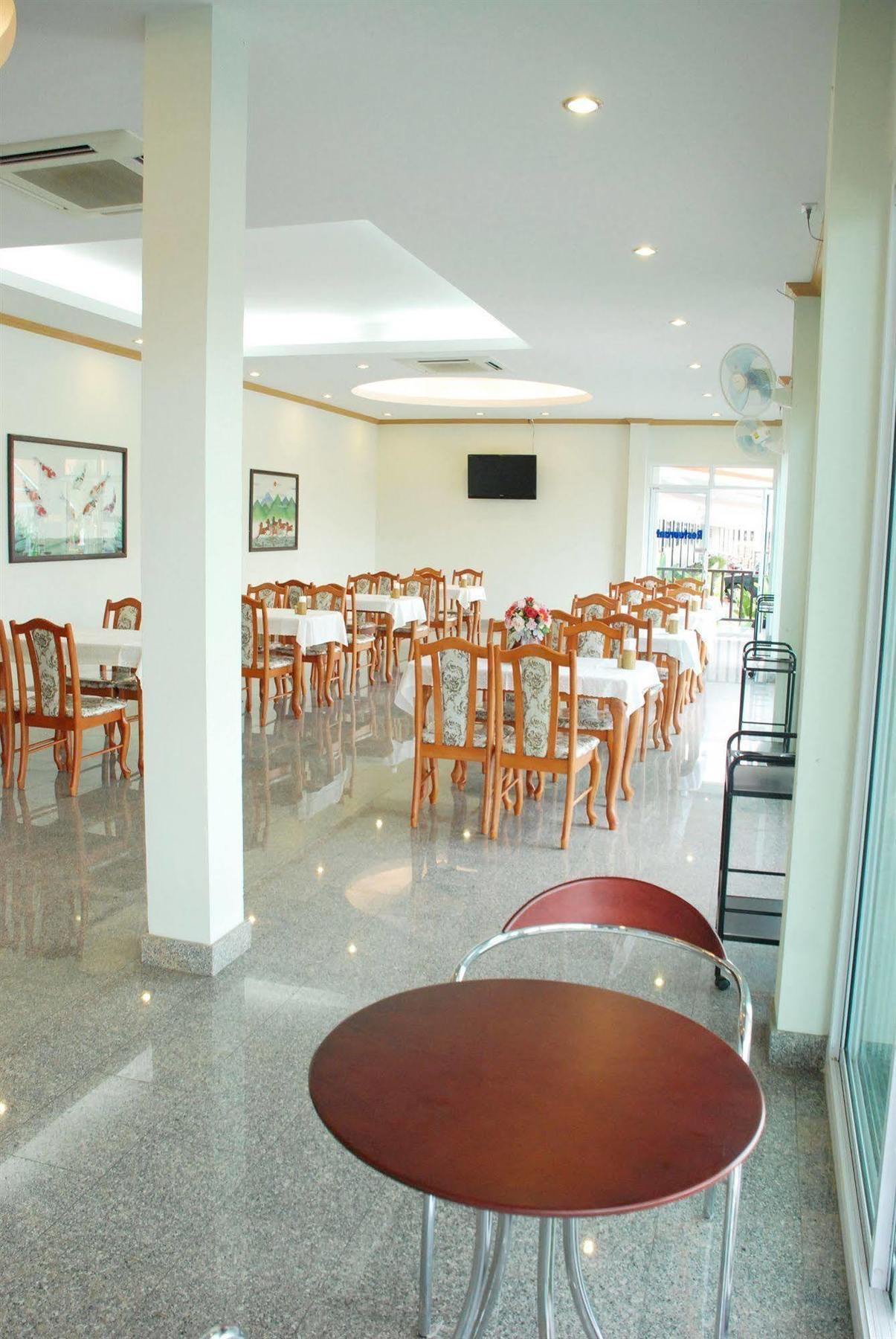Martina Hotel Surin Exteriér fotografie